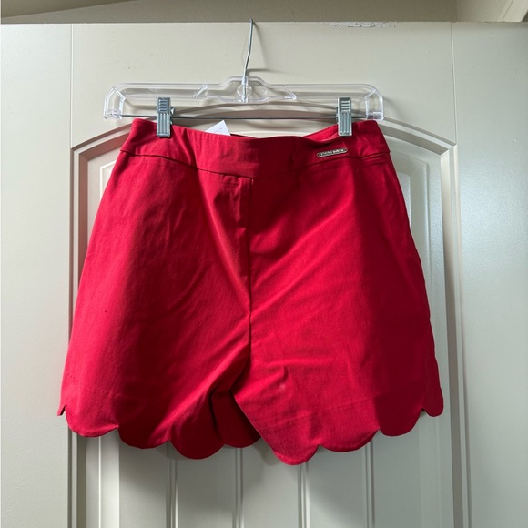 ILTM Chic Red Scalloped Women Shorts - Picture 1 of 3